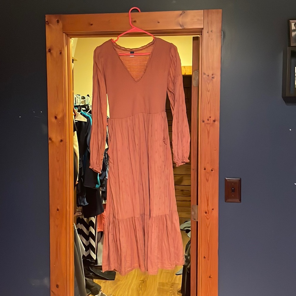 Worn once for family photos, like new !